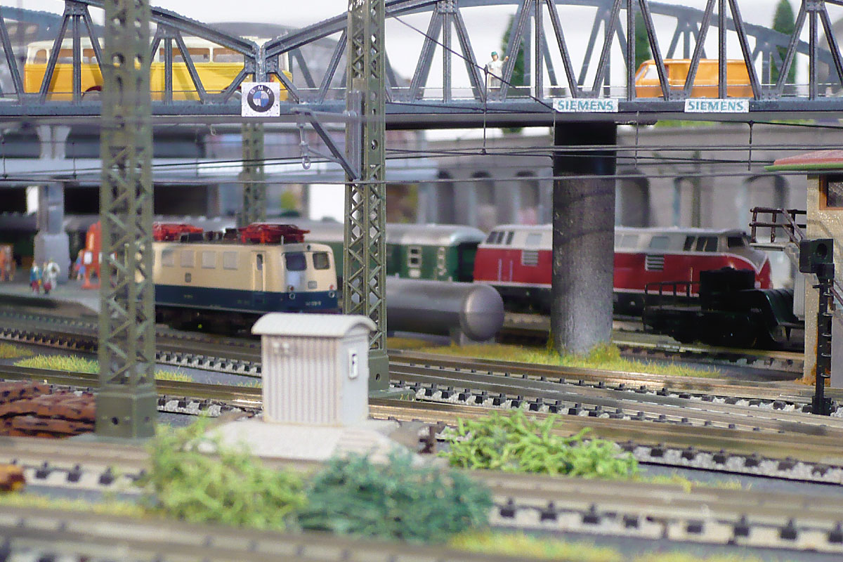 N gauge layout 4x8