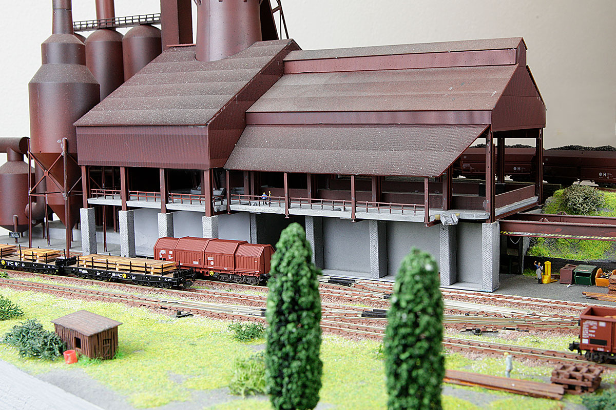 Blast furnace N scale