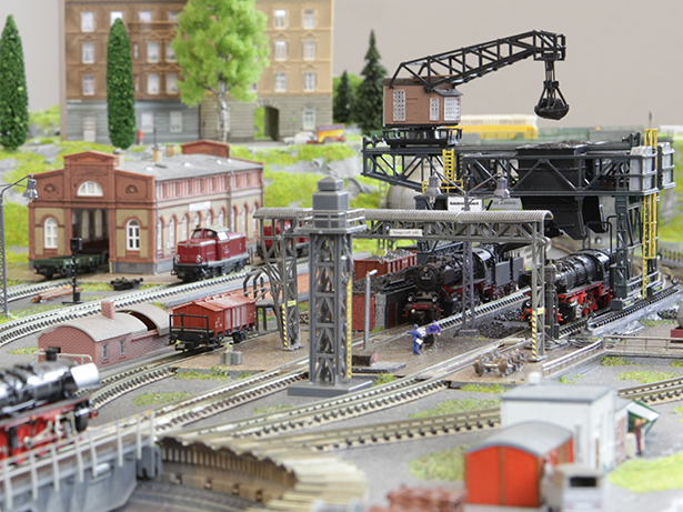 Coaling station N scale