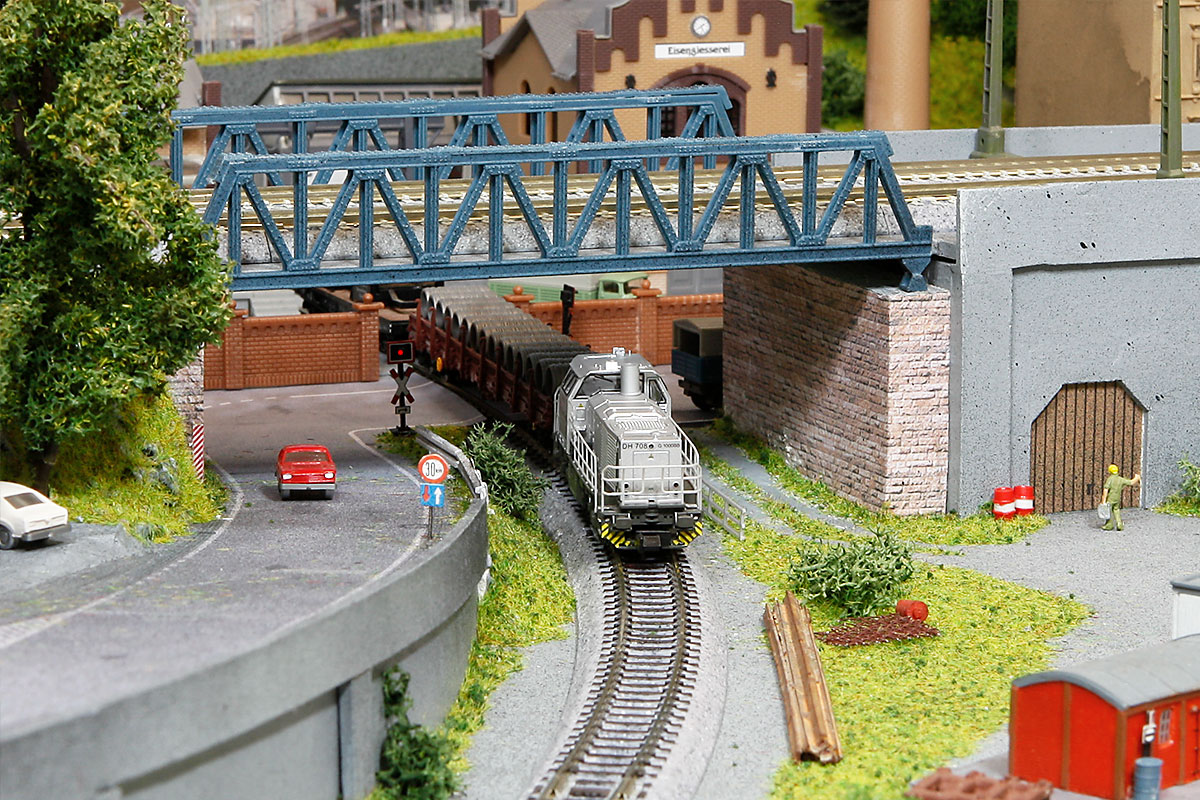 N scale bridge