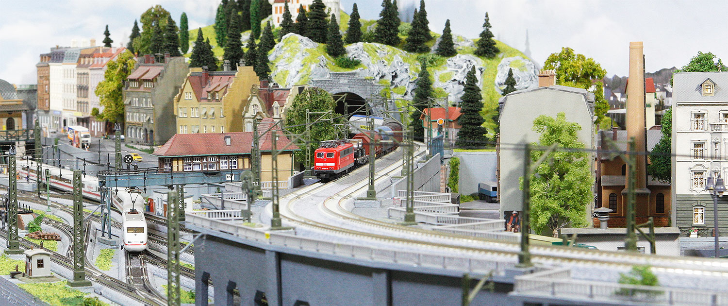 header KATO 4x8 N scale